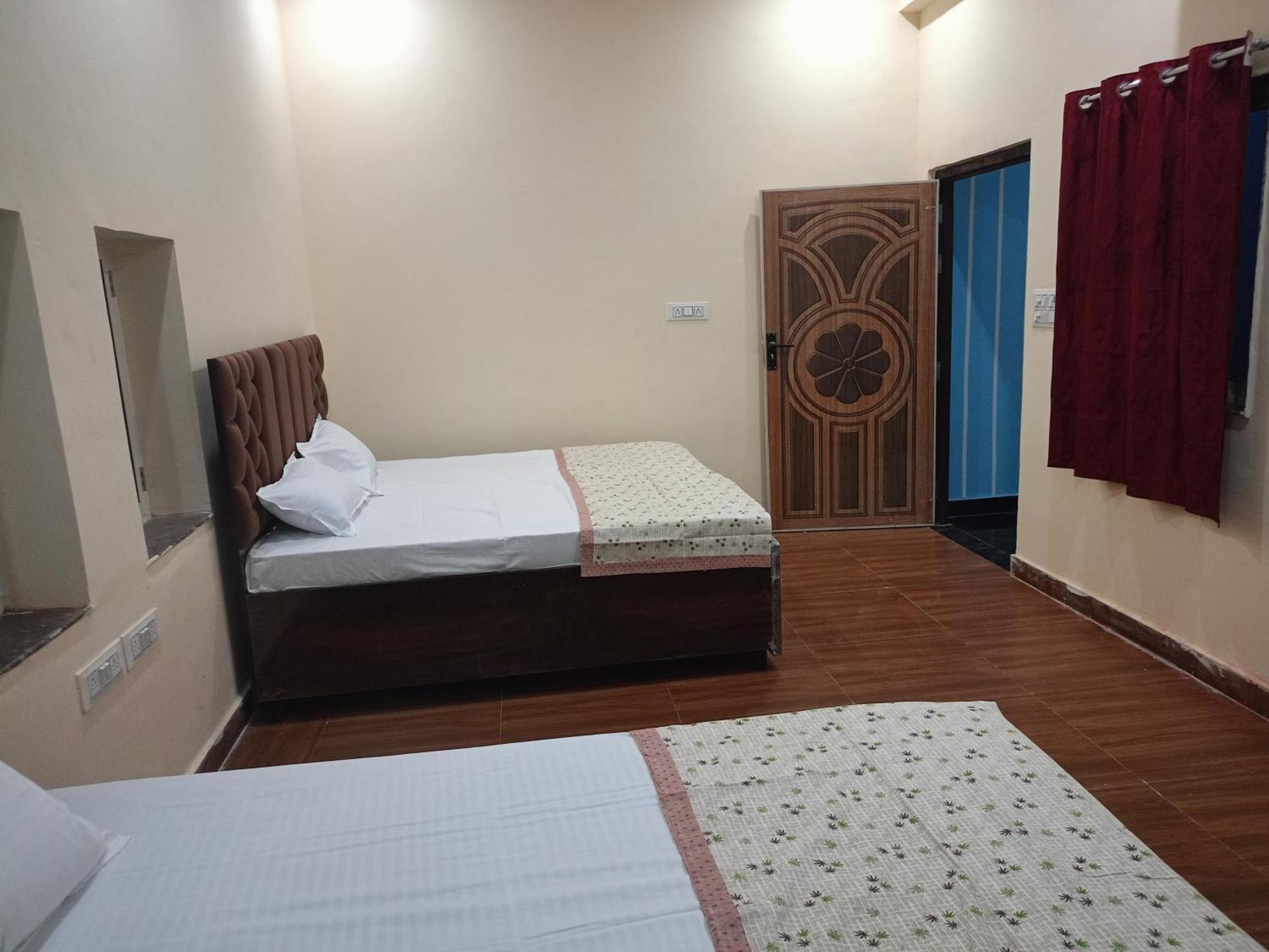 Radheshyam Bhawan Hotel Govardhan Cameră foto